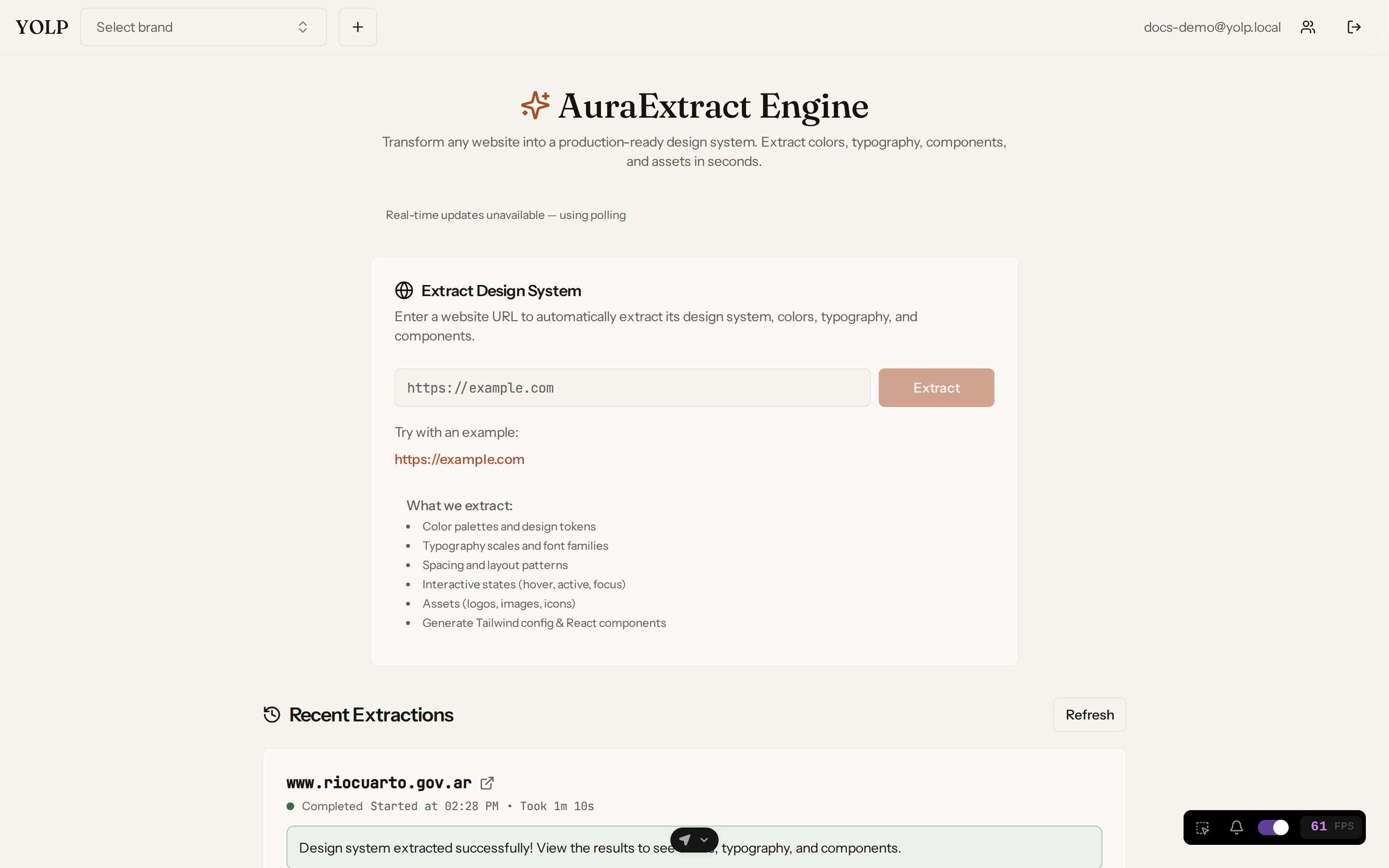 The AuraExtract dashboard — start an extraction and watch recent jobs